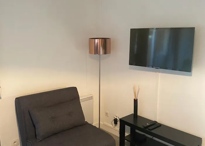 Apartment Beau Proche Mer, Gare Et Commerces Antibes