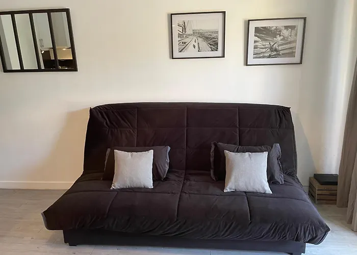 Beau Proche Mer, Gare Et Commerces דירה אנטיב